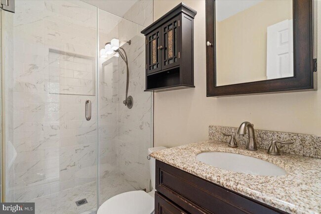 Building Photo - 6562 Sand Wedge Ct