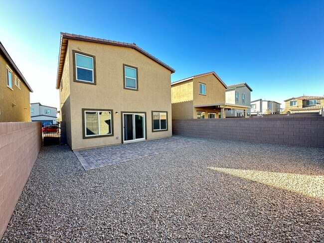 Building Photo - 7860 Pink Opal Ave