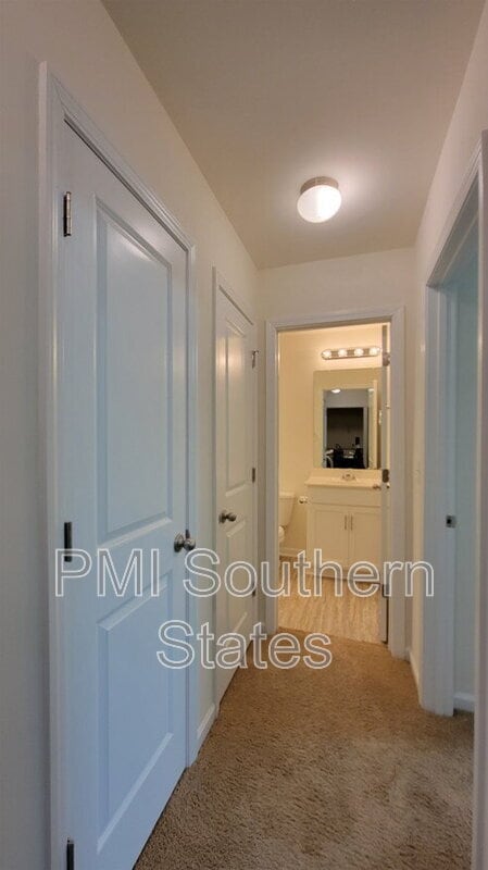 Building Photo - 31 Moorlyn Ln