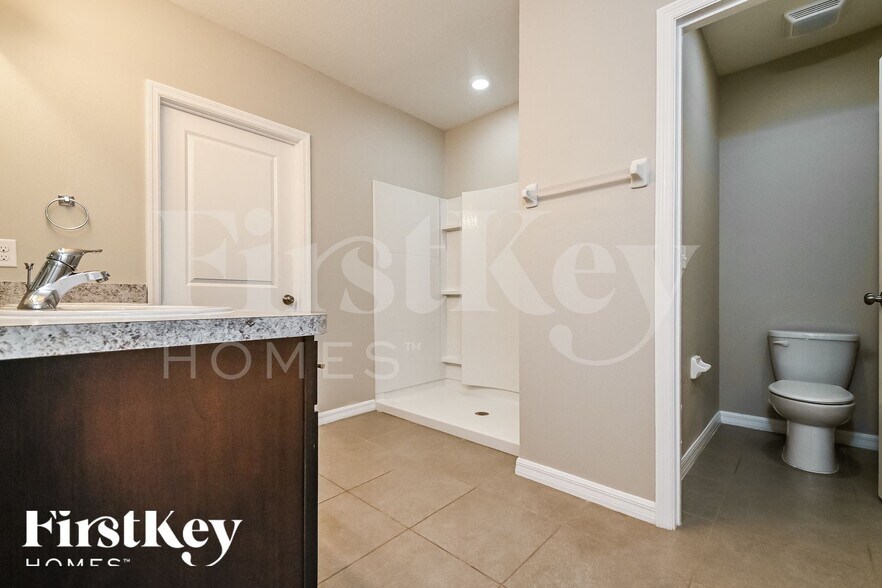 Building Photo - 152 Tierra Verde Way