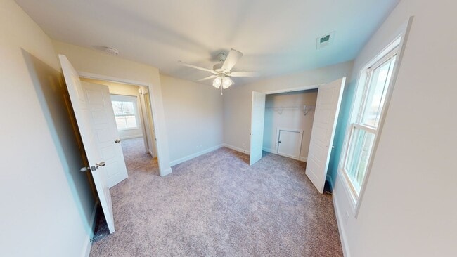 Building Photo - Modern Comfort, Great Location, and Pet-Friendly Living