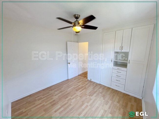 Building Photo - 837 Rose Ave