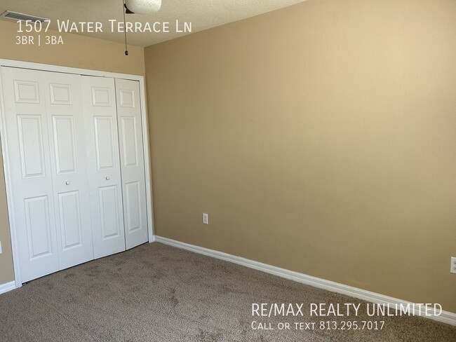 Building Photo - 1507 Water Terrace Ln