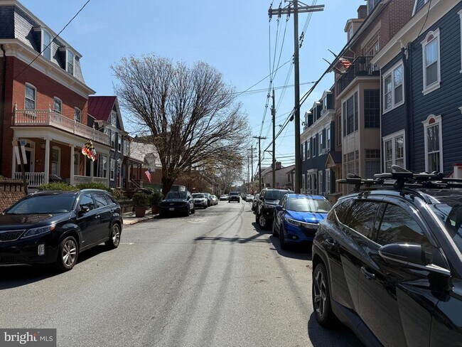 Building Photo - 185 Prince George St
