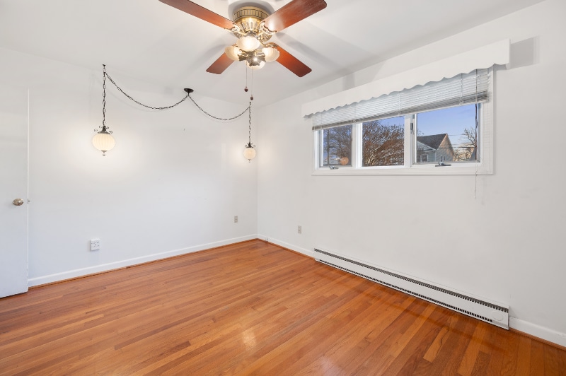 Building Photo - 607 16th St