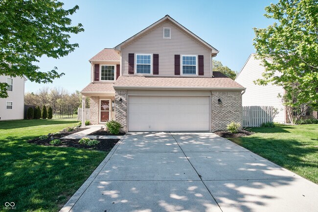 Primary Photo - 10856 Trailwood Dr