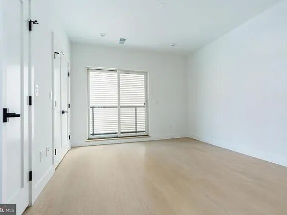 Building Photo - 1649 N 6th St