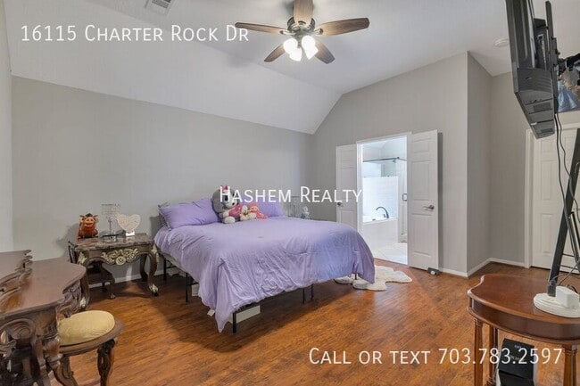 Building Photo - 16115 Charter Rock Dr