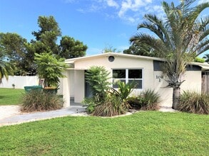 Building Photo - Roppo (561 SWB)