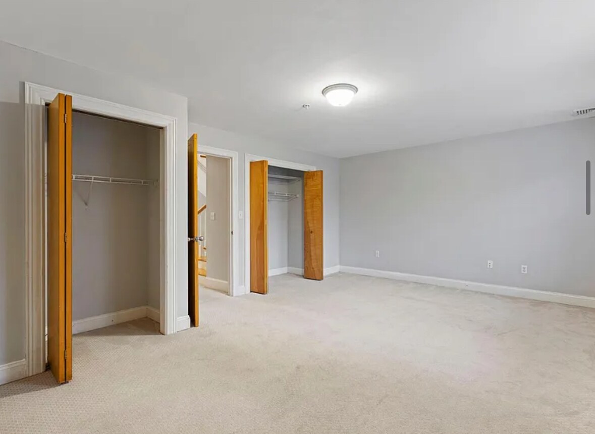 Building Photo - 873 Harrison Ave
