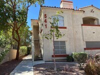 Building Photo - 541 Indian Bluff St