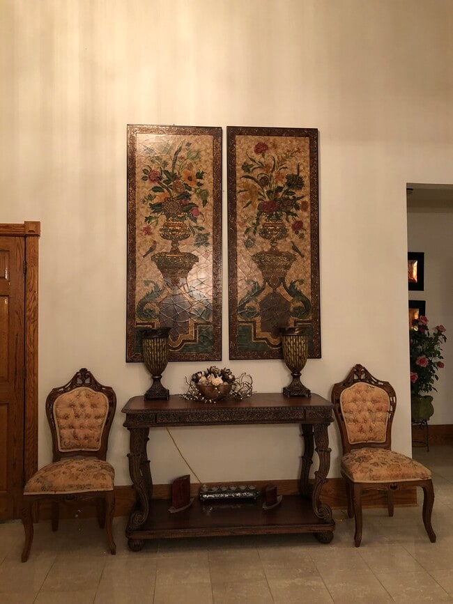 Building Photo - 6518 W 132nd St