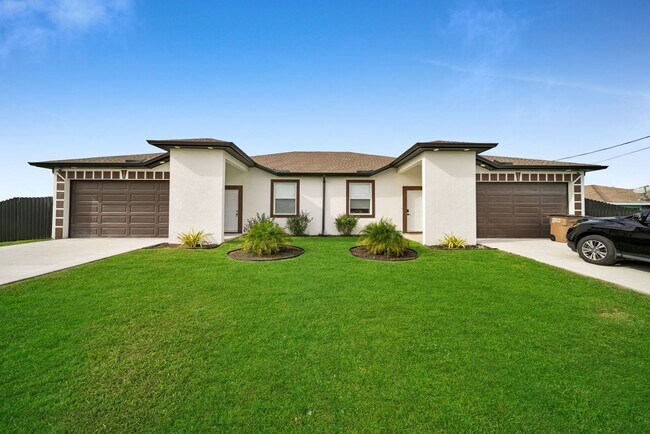 Building Photo - 125 Pennfield St