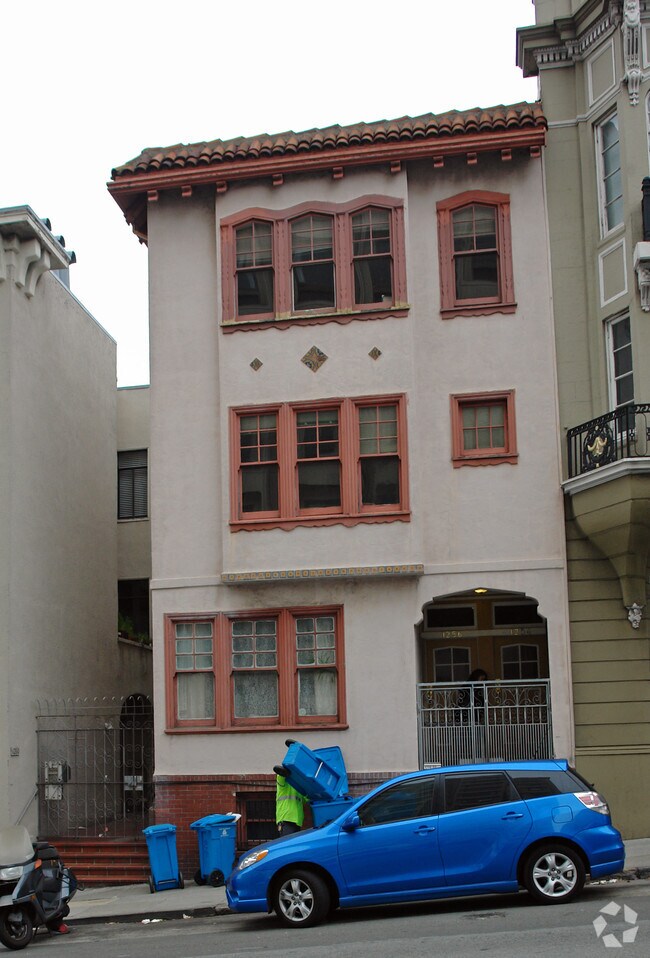 Building Photo - 1254-1258 Pine St