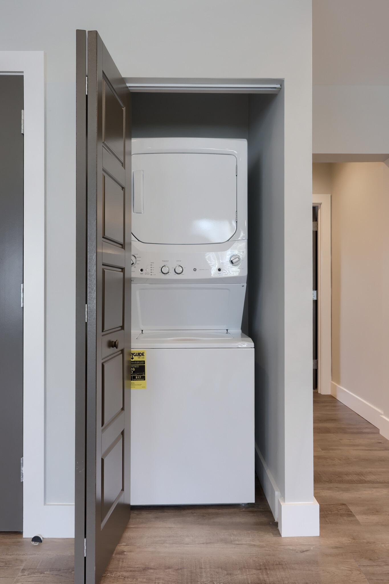 Building Photo - 117 W Main St