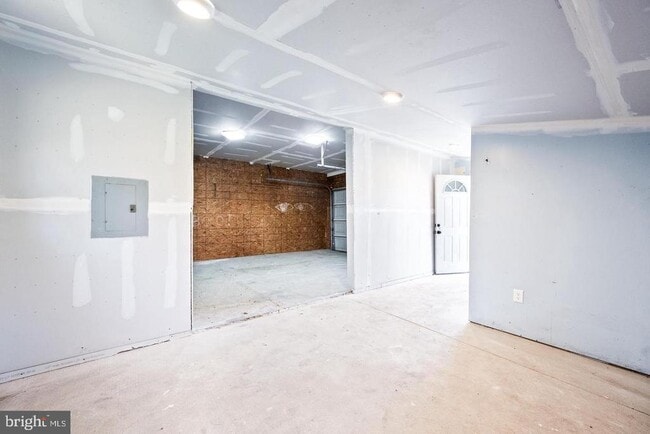 Building Photo - 4316 Massaponax Church Rd