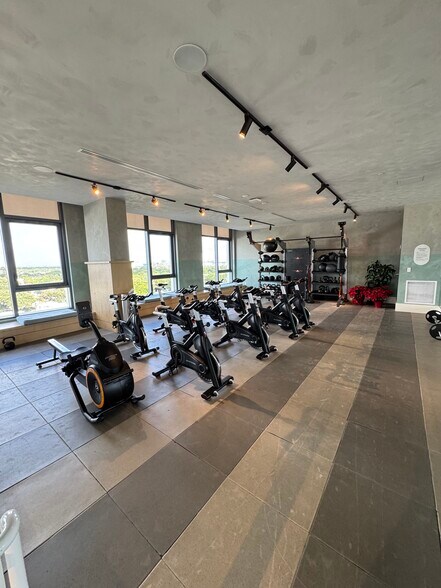 Building Photo - 70 NW 28th St