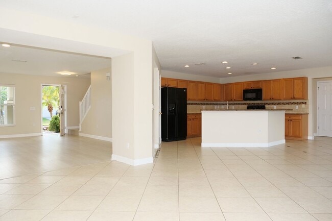 Building Photo - Beautiful 4 bedroom 2.5 bath at Remington gated community in Kissimmee