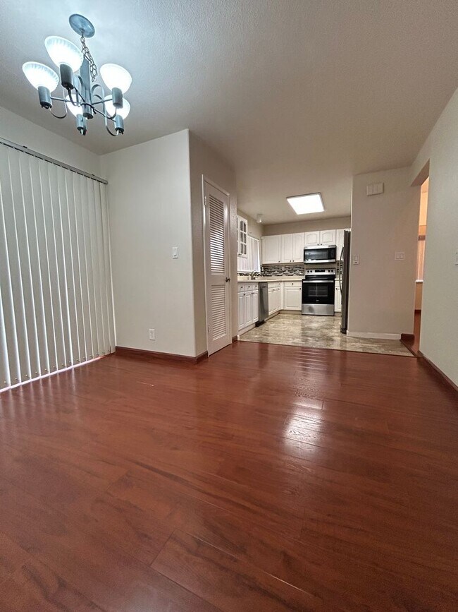 Building Photo - Available on 05/14/26, 2248 sq ft, 4 Bedrooms, 2.5 Baths, 2-car garage at Aeloa Subdivision in Ka...