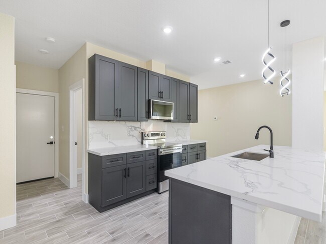 Building Photo - 327 Rd 5840