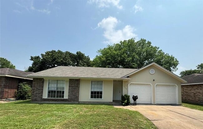 Primary Photo - 7115 Tara Blue Ridge Dr