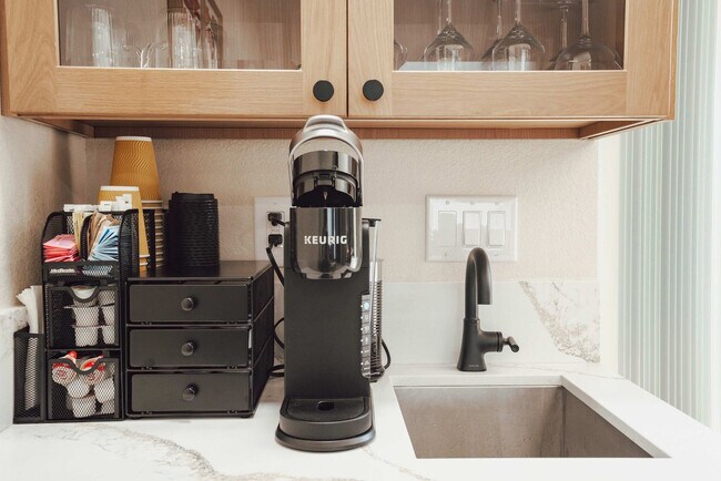 Building Photo - 10921 Polaris Dr