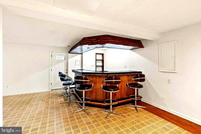 Building Photo - 7109 Davis Ct