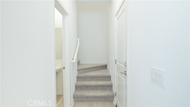 Building Photo - 8457 Gabrielino Ct