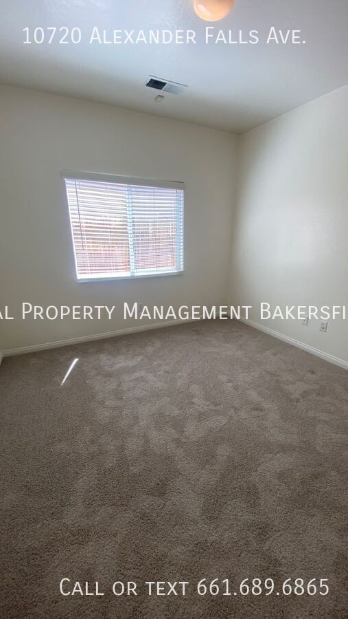 Building Photo - 10720 Alexander Falls Ave