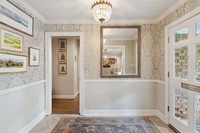 Building Photo - 6158 Burgoyne Rd