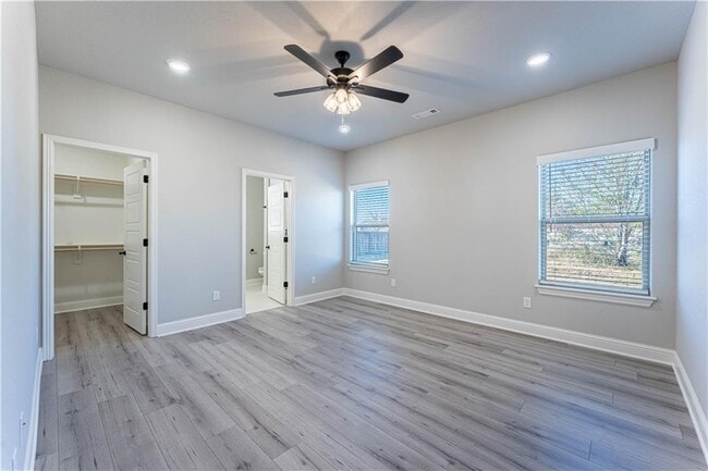 Building Photo - 2312 John W Montgomery Cir