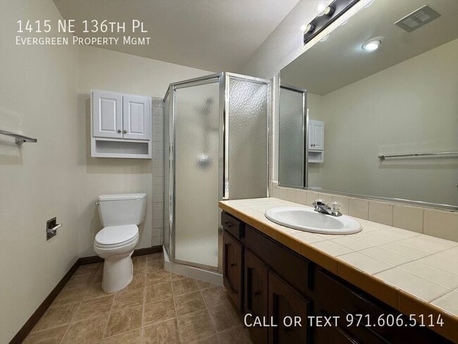 Building Photo - 1415 NE 136th Pl