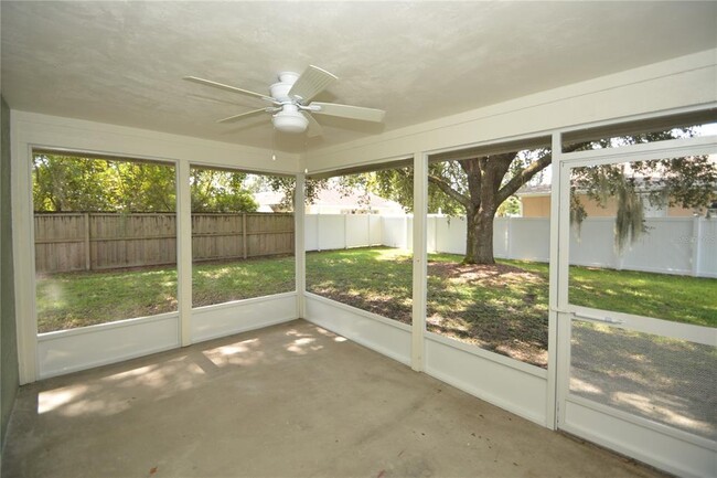 Building Photo - 17 Evansville Ln