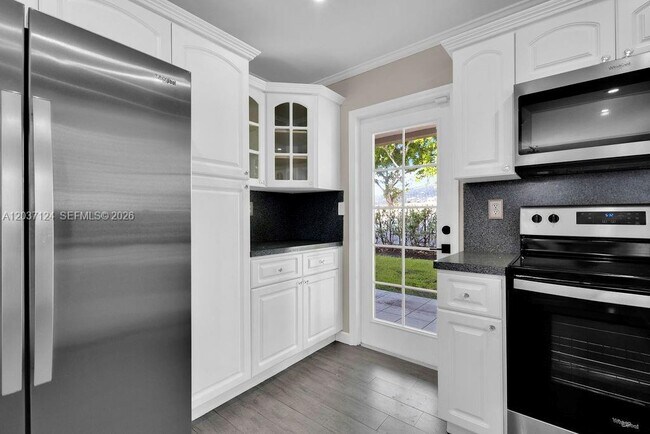 Building Photo - 11351 SW 63rd Terrace