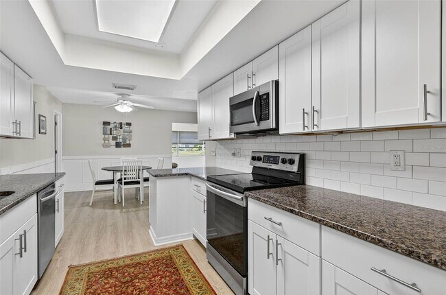 Building Photo - 2113 Hailstone Cir