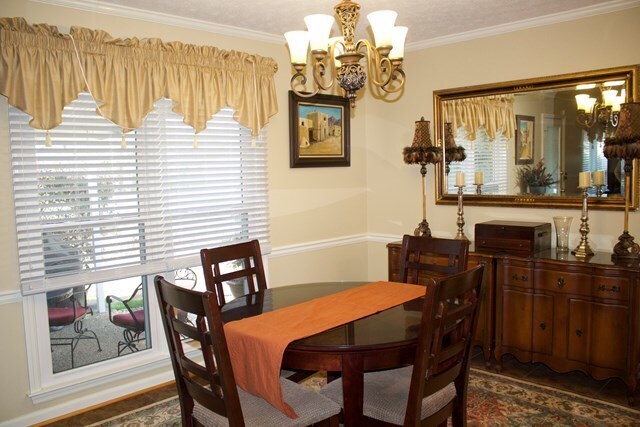 Building Photo - Updated to the maximum