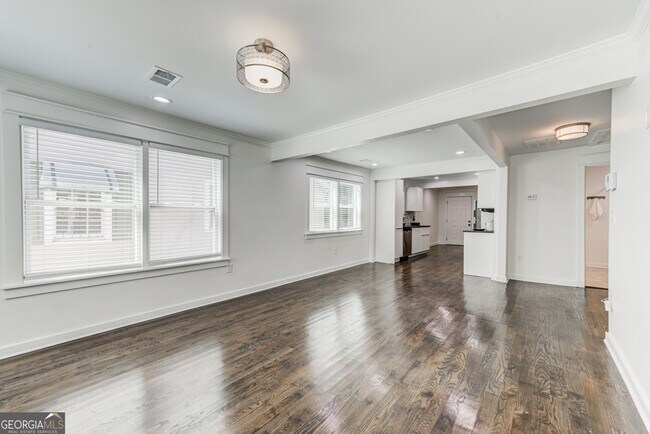 Building Photo - 456 Griffin St NW
