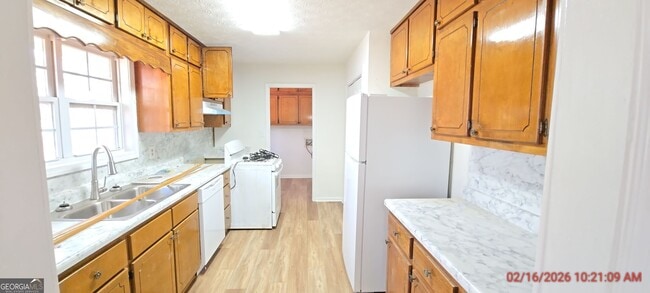 Building Photo - 65 Harris St