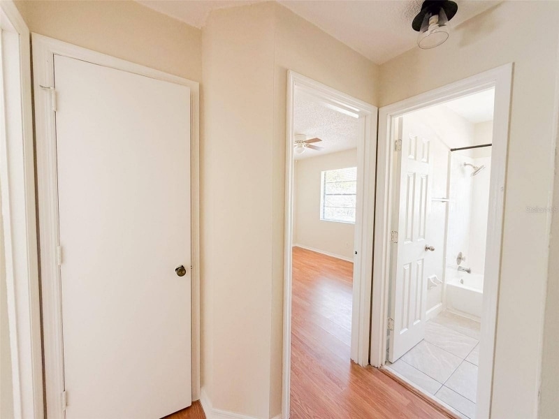 Building Photo - 2017 N Kelley Ave