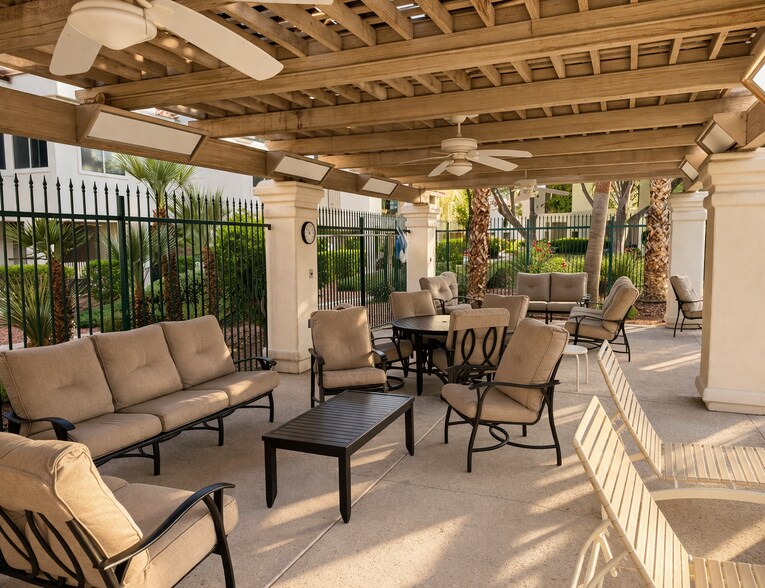 Building Photo - 7629 Valley Green Dr