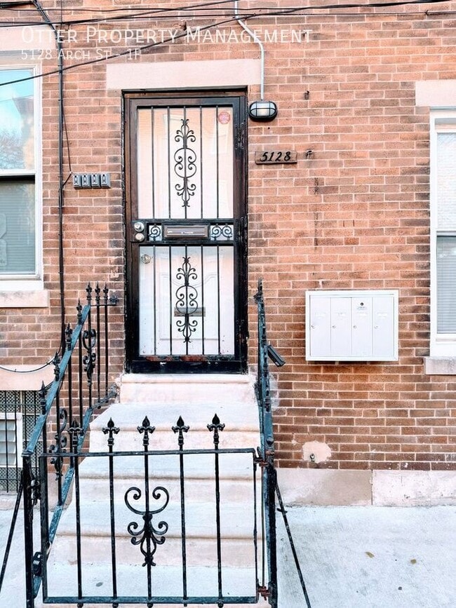 Building Photo - 5128 Arch St