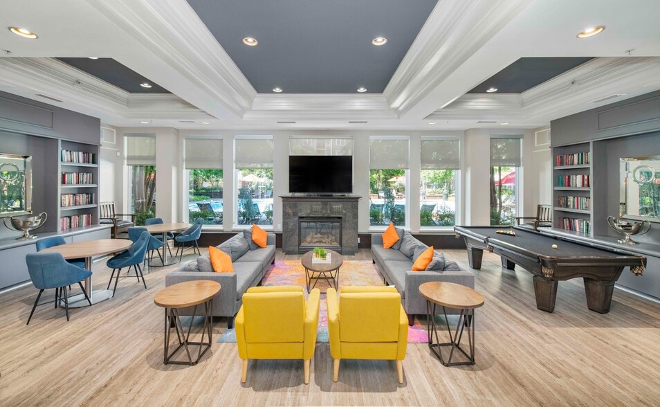 Building Photo - MAA Fallsgrove