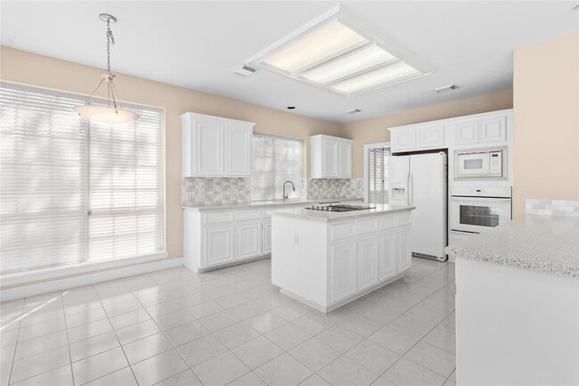 Building Photo - 19018 Polo Meadow Dr