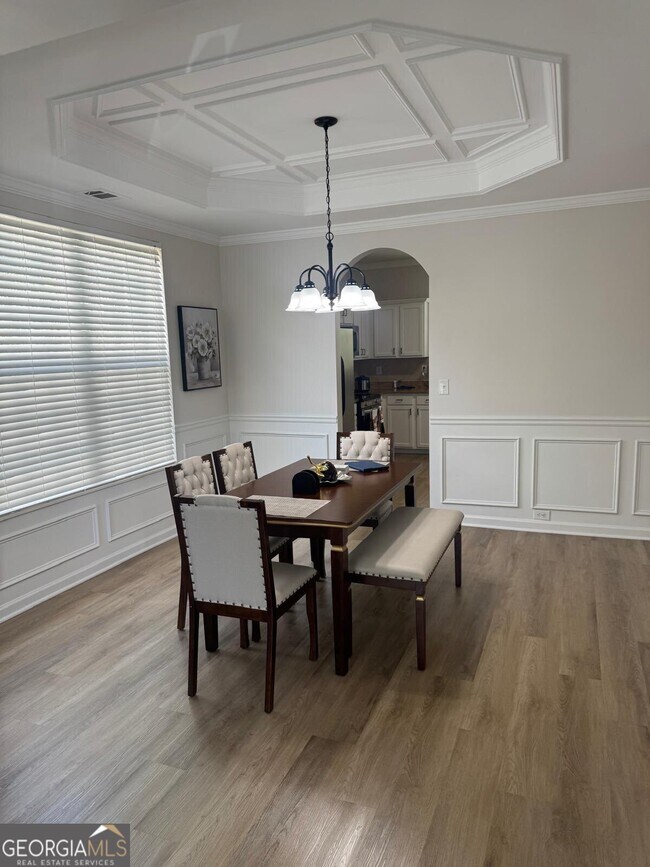 Building Photo - 3926 Yosemite Park Ln