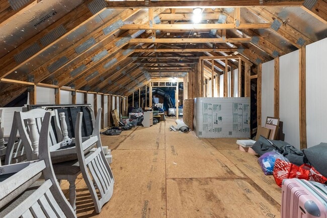 Building Photo - 172 Haynes Church Rd