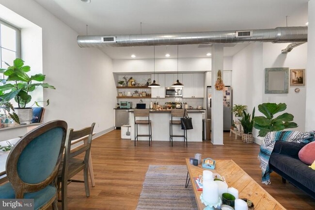 Building Photo - 1618 Mifflin St