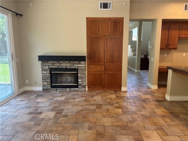 Building Photo - 20 Berlamo