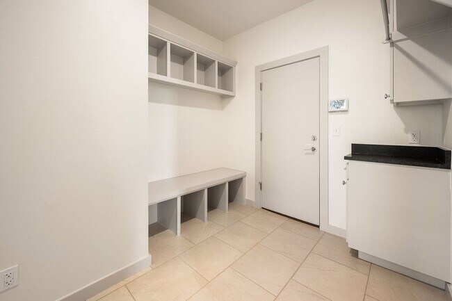 Building Photo - 4909 Misty Wood Ln