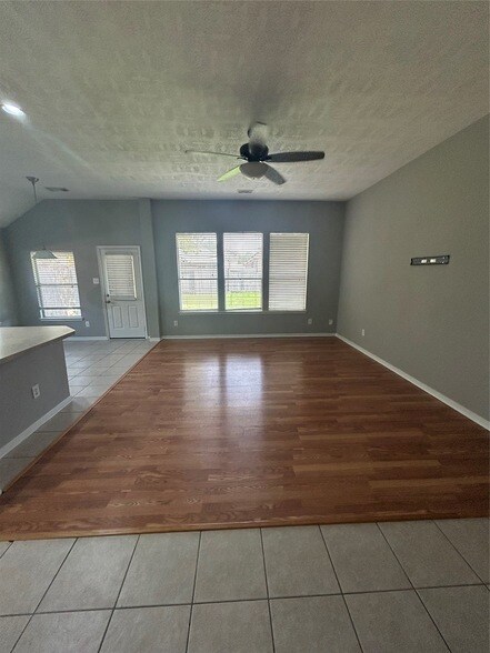 Building Photo - 9518 Brackenton Crest Dr