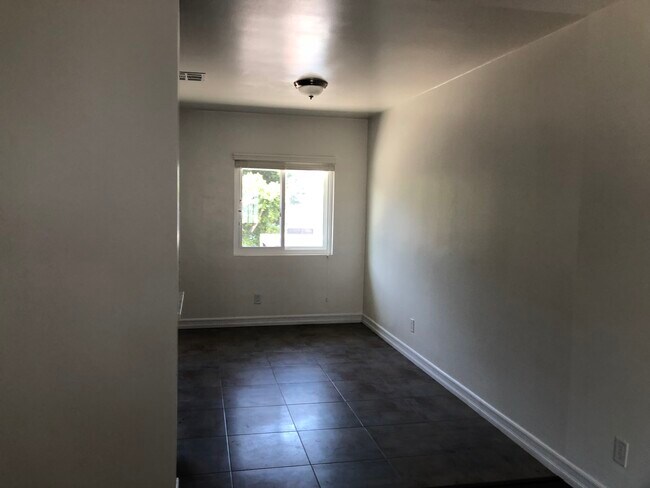 Building Photo - 3192 Verdugo Rd
